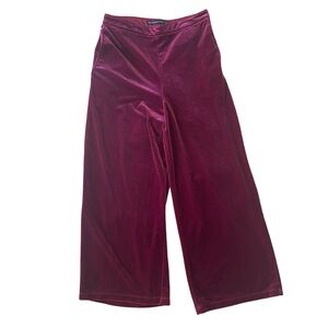 Abercrombie & Fitch Velvet Cropped Trousers
